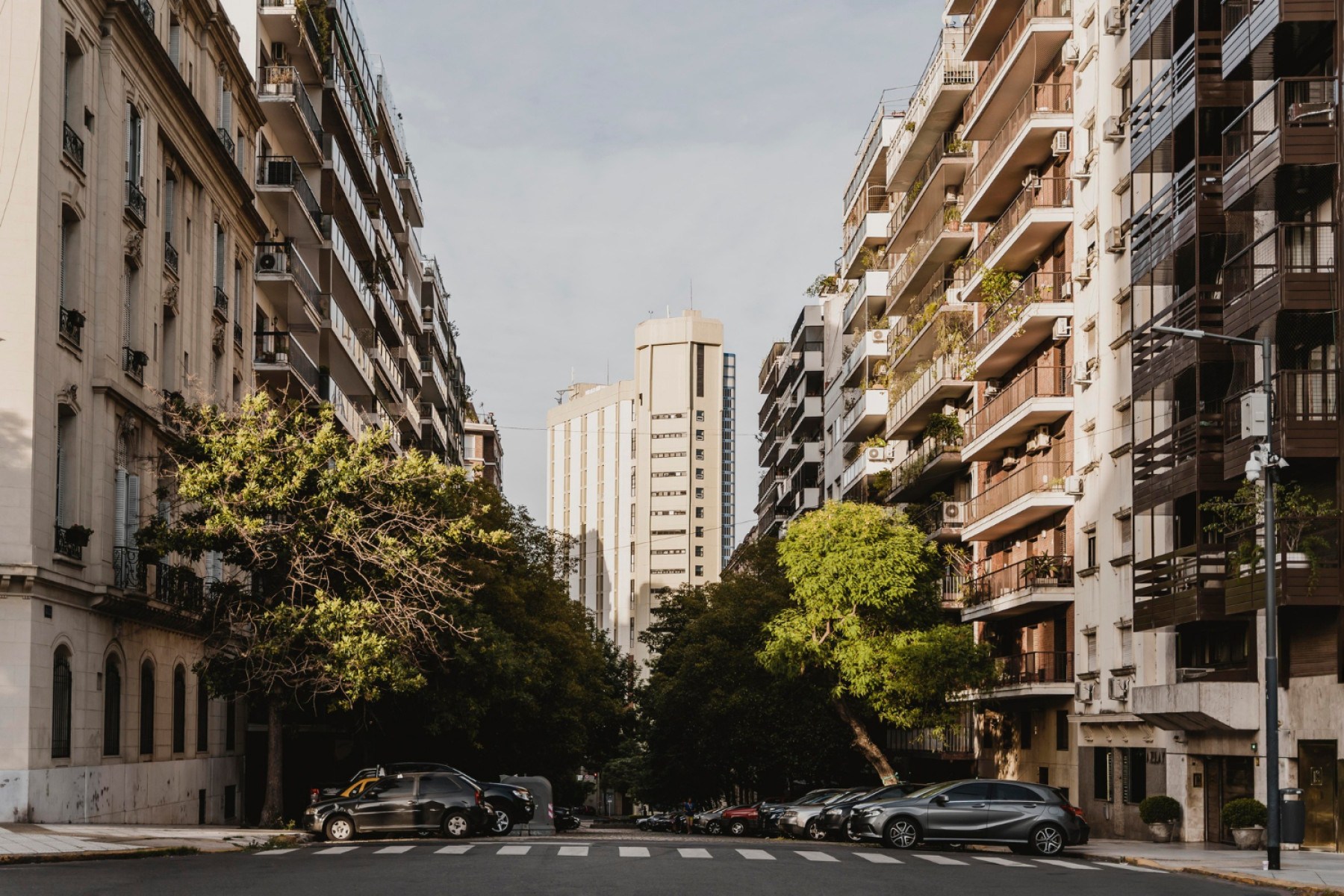 Bairro Batel ganha destaque para turistas de Curitiba -  (crédito: DINO)