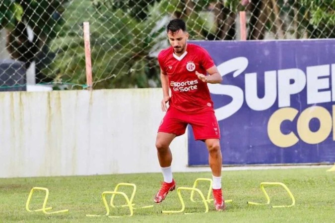 Matheuzinho defendeu o América-RN até o início do segundo semestre nesta temporada e acertou a transferência para o Capital -  (crédito: Canindé Pereira/América FC)