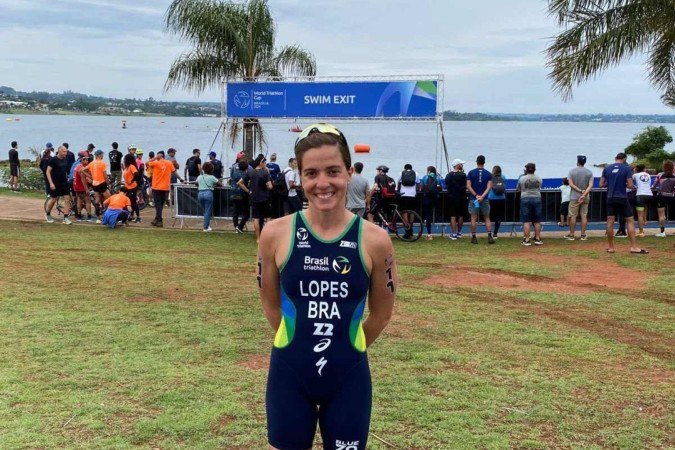 A triatleta Vittoria Lopes terminou na 8ª colocação