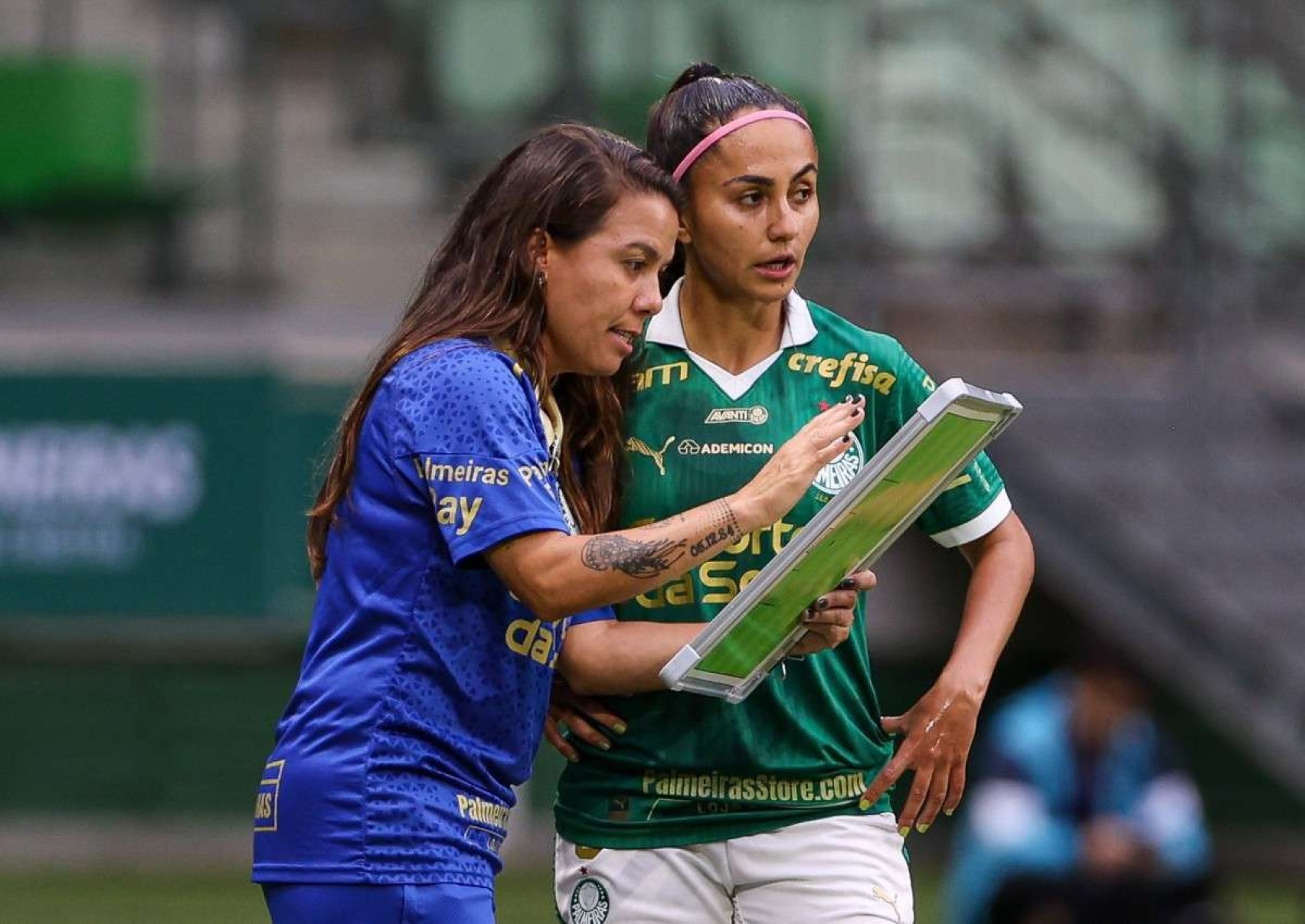 Técnica brasiliense Camilla Orlando leva Palmeiras à final do Paulista