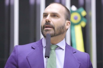 Eduardo Bolsonaro é deputado federal e assumiu secretaria no PL  -  (crédito: Mario Agra / Câmara dos Deputados)