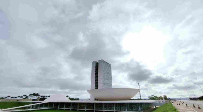 Previsão do Tempo - Isto É Brasília - Congresso Nacional.  -  (crédito: Ed Alves/CB)