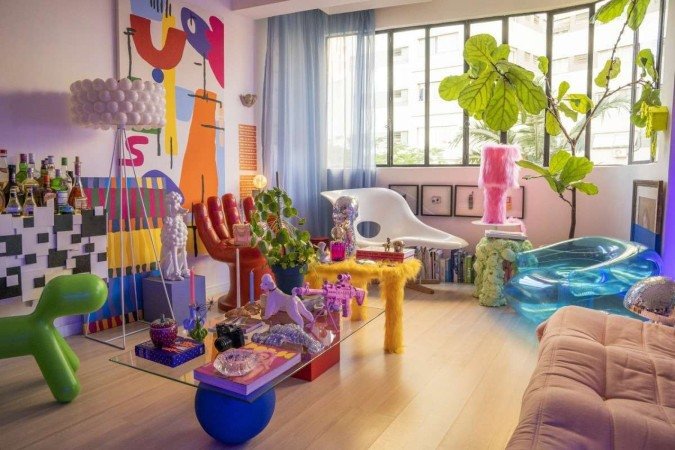 Ricardo diz que muitas vezes se pega olhando para sua decoração, pois o inspira 