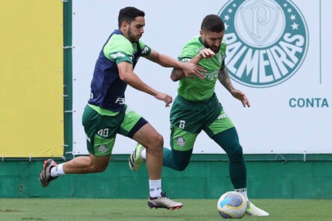 Vitor Figueiredo, de 18 anos, destaca aprendizado desde que ou a integrar o grupo de apoio do elenco dirigido por Abel Ferreira - (crédito: Foto: Cesar Greco/Palmeiras/by Canon) Vitor Figueiredo, de 18 anos, destaca aprendizado desde que ou a integrar o grupo de apoio do elenco dirigido por Abel Ferreira - (crédito: Foto: Cesar Greco/Palmeiras/by Canon)
