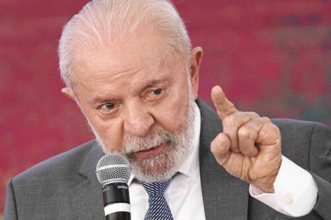 Lula prestou solidariedade aos familiares das vítimas do acidente que matou 18 pessoas em Alagoas -  (crédito:  Marcelo Camargo/Agência Brasil)