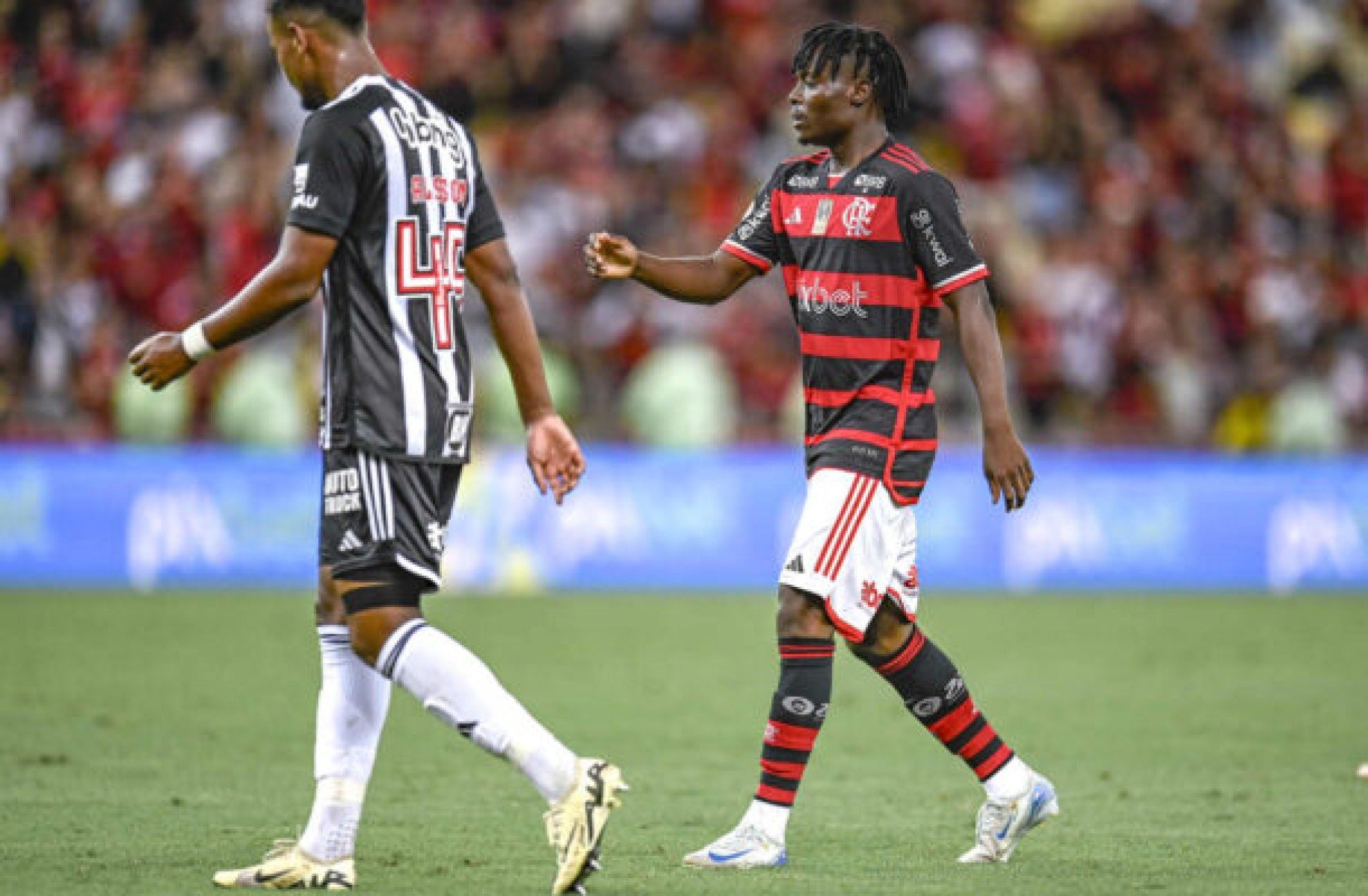 Shola faz história ao estrear pelo Flamengo: ‘Sonho’ Shola faz história ao estrear pelo Flamengo: ‘Sonho’