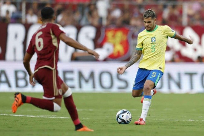 Após o empate da Seleção Brasileira com a Venezuela, Galvão Bueno usou suas redes sociais para criticar o resultado  -  (crédito: Foto: Rafael Ribeiro/CBF)