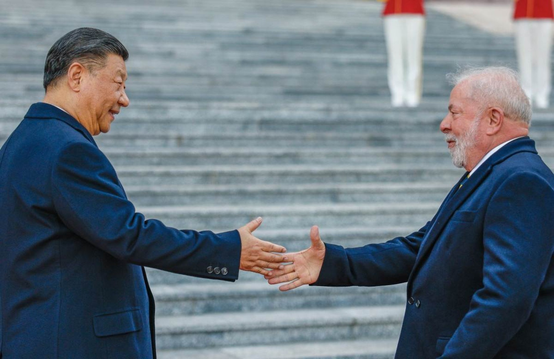 Visita de Xi Jinping a Brasília reforça laços entre Brasil e China