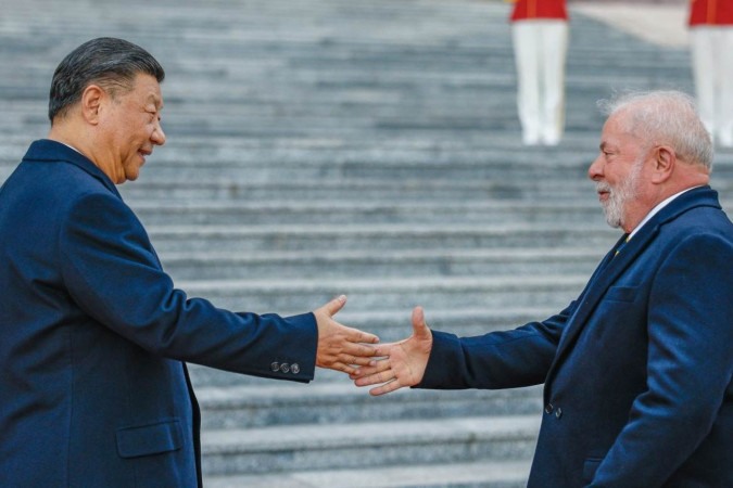 Reunião entre Xi Jinping e Lula não representa a adesão automática do Brasil ao cinturão comercial que os chineses pretendem levantar -  (crédito: Ricardo Stuckert/PR)