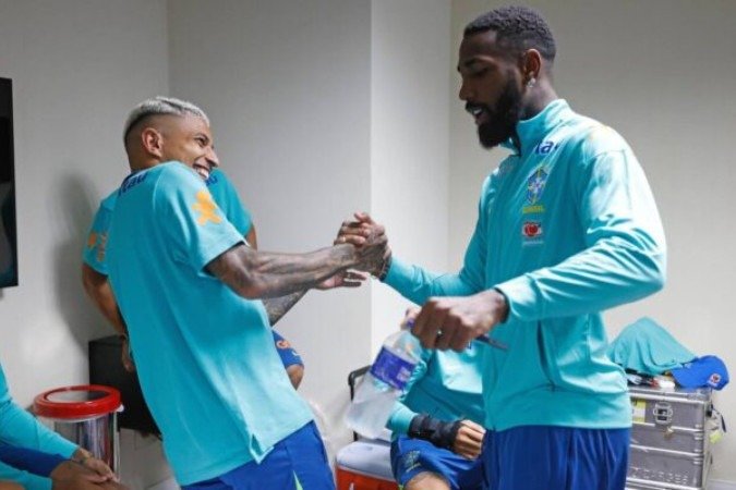 Eles entram nas vagas de Vanderson (suspenso) e Arana (machucado) e serão relacionados para o jogo contra a Colômbia - (crédito: Foto; Rafael Ribeiro/CBF) Eles entram nas vagas de Vanderson (suspenso) e Arana (machucado) e serão relacionados para o jogo contra a Colômbia - (crédito: Foto; Rafael Ribeiro/CBF)