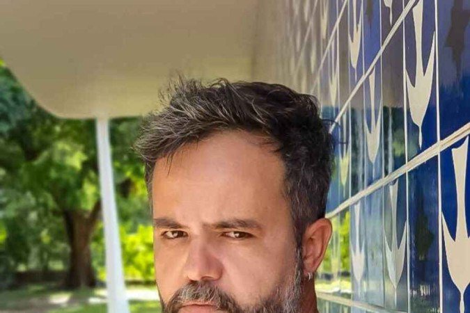  Perfil.  Patrick Selvatti