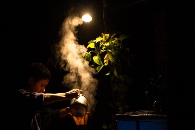 Isto também passará, antes que eu morra mistura cinema, teatro e dança
