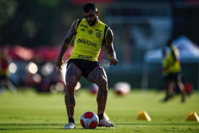 Atacante esteve presente em atividade do Rubro-Negro, no Ninho do Urubu, em preparação para o embate com o Cuiabá - (crédito: Foto: Marcelo Cortes/Flamengo) Atacante esteve presente em atividade do Rubro-Negro, no Ninho do Urubu, em preparação para o embate com o Cuiabá - (crédito: Foto: Marcelo Cortes/Flamengo)