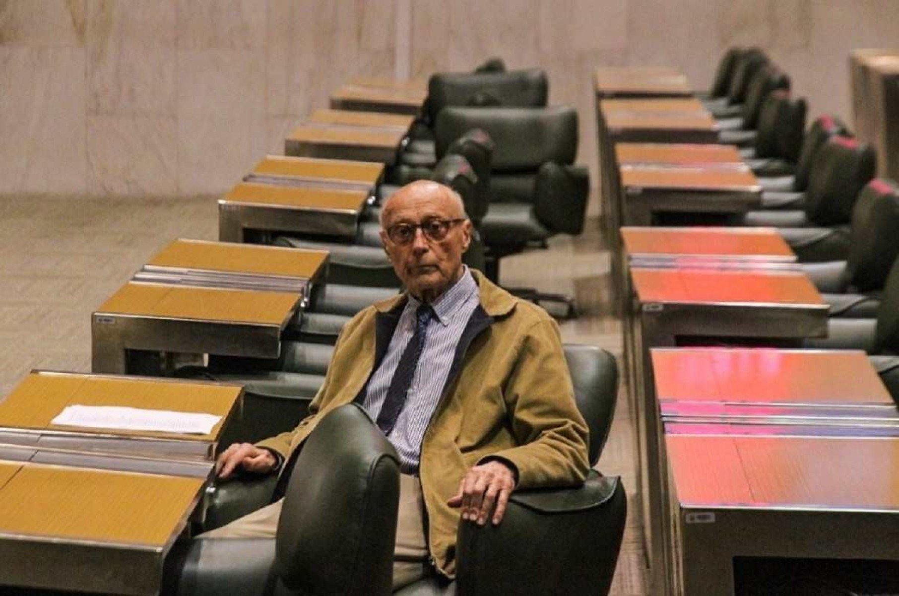 Suplicy anuncia remissão de câncer após quatro meses de tratamento