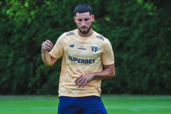 Calleri ainda não deve ser opção para o duelo contra o RB Bragantino -  (crédito: Foto: Erico Leonan/São Paulo FC)