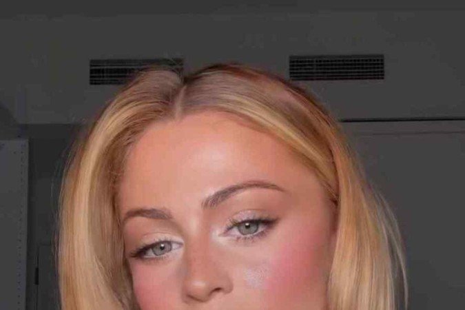 A make da Sabrina pode ser reproduzida em casa com facilidade