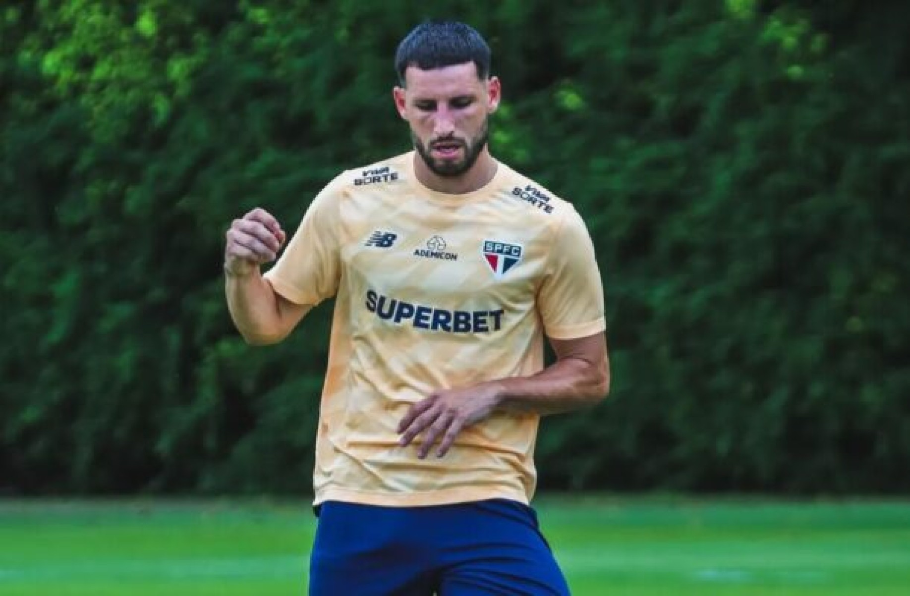 Calleri participa de treinamento, mas ainda é dúvida no São Paulo