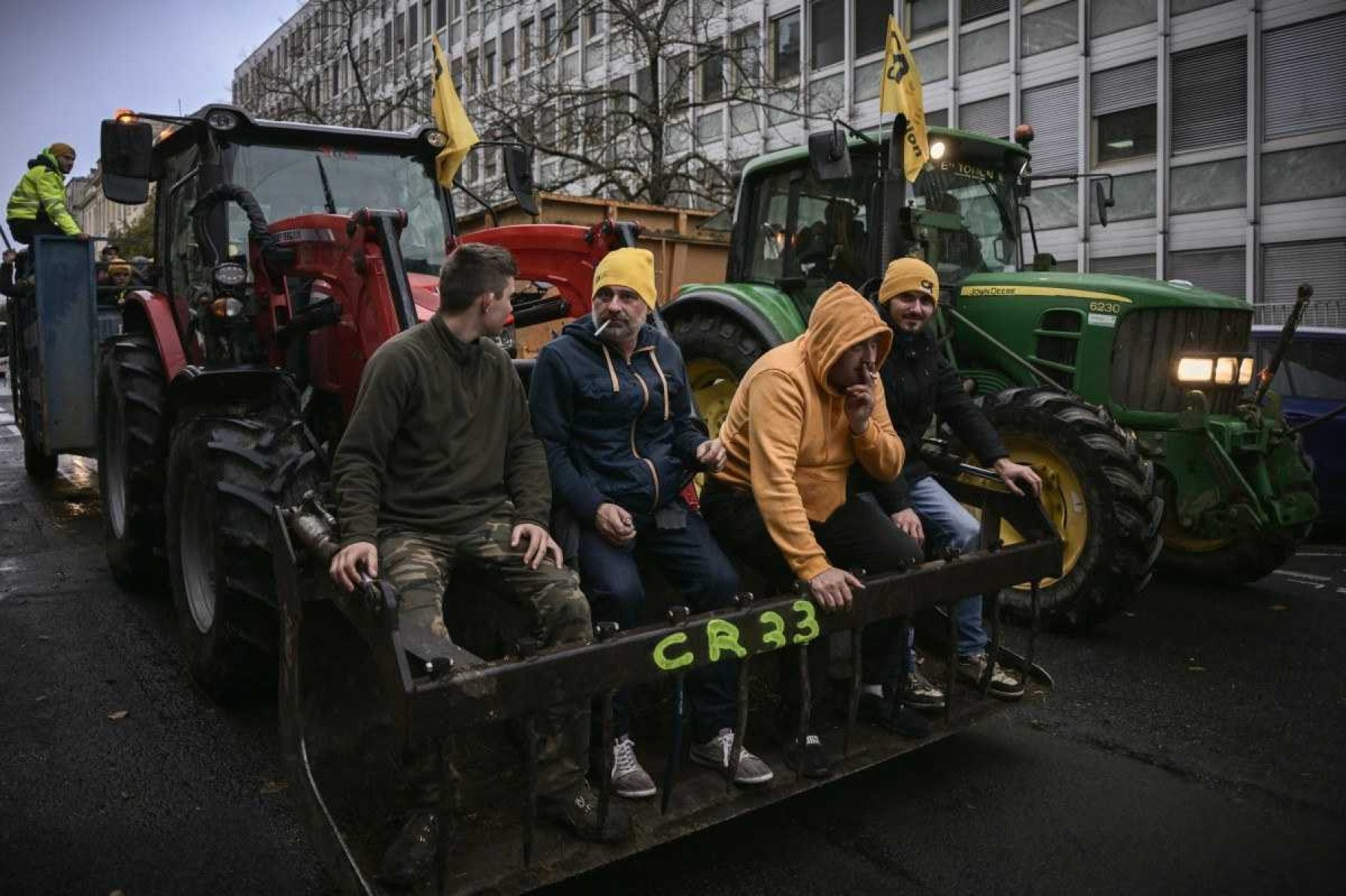 Tratores saem às ruas na França para dizer 'não ao Mercosul'