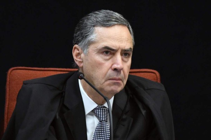 Segundo Barroso, trama foi urdida por inimigos da democracia -  (crédito: Carlos Alves Mora/Secom/STF)