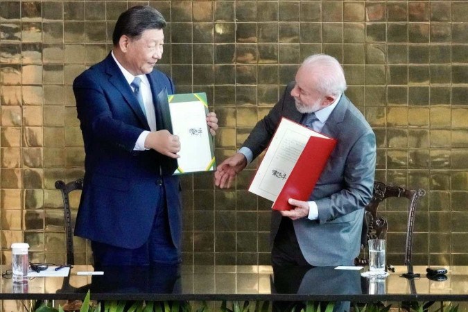  Brasilia DF 20/11/202 Xi Jinping e Luiz Inácio Lula da Silva durante Assinatura de acordos entre o Governo do Brasil e o Governo da China no Palácio do Alvorada em Brasília. Foto : Cadu Gomes/VPR
       -  (crédito: Cadu Gomes/VPR)