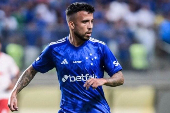 MATHEUS HENRIQUE - entrou no segundo tempo para dar mais consistência ao meio de campo, porém faltou coletividade à equipe na etapa final para tentar chegar ao empate. NOTA: 5,5. Foto: Gustavo Aleixo/Cruzeiro