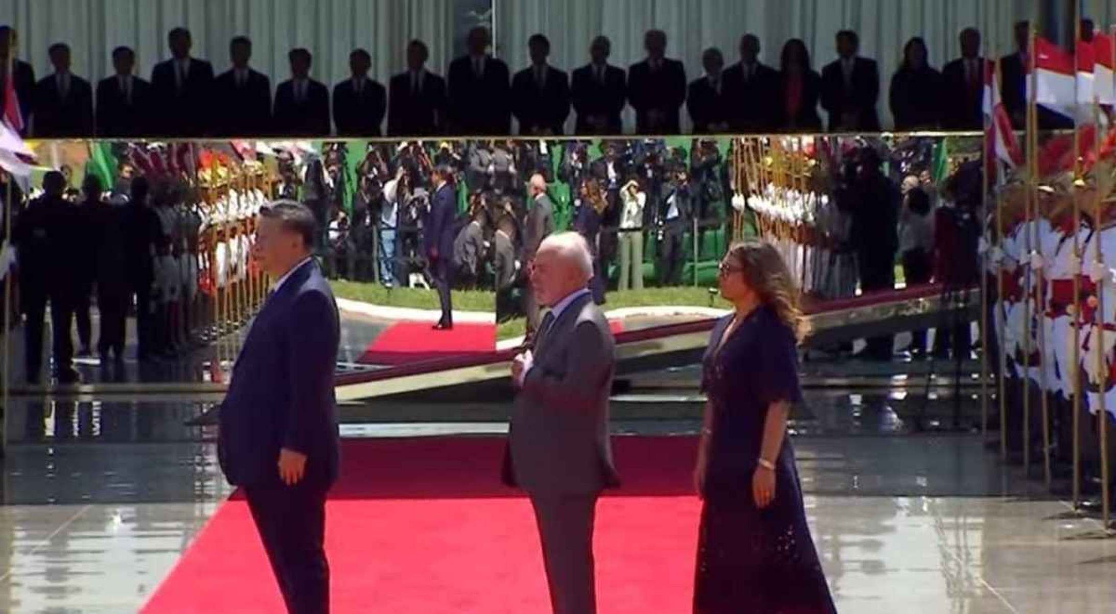 A visita de Estado celebra os 50 anos da retomada das relações diplomáticas entre Brasil e China 