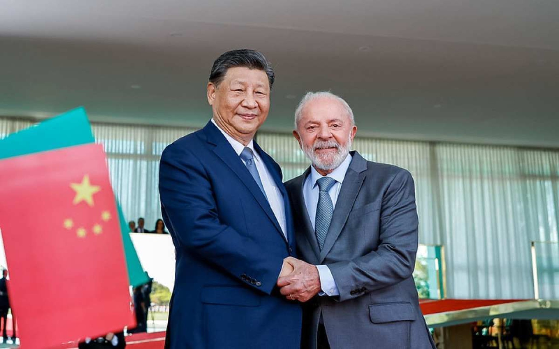 Cerimônia oficial de chegada do presidente da China, Xi Jinping, a Brasília