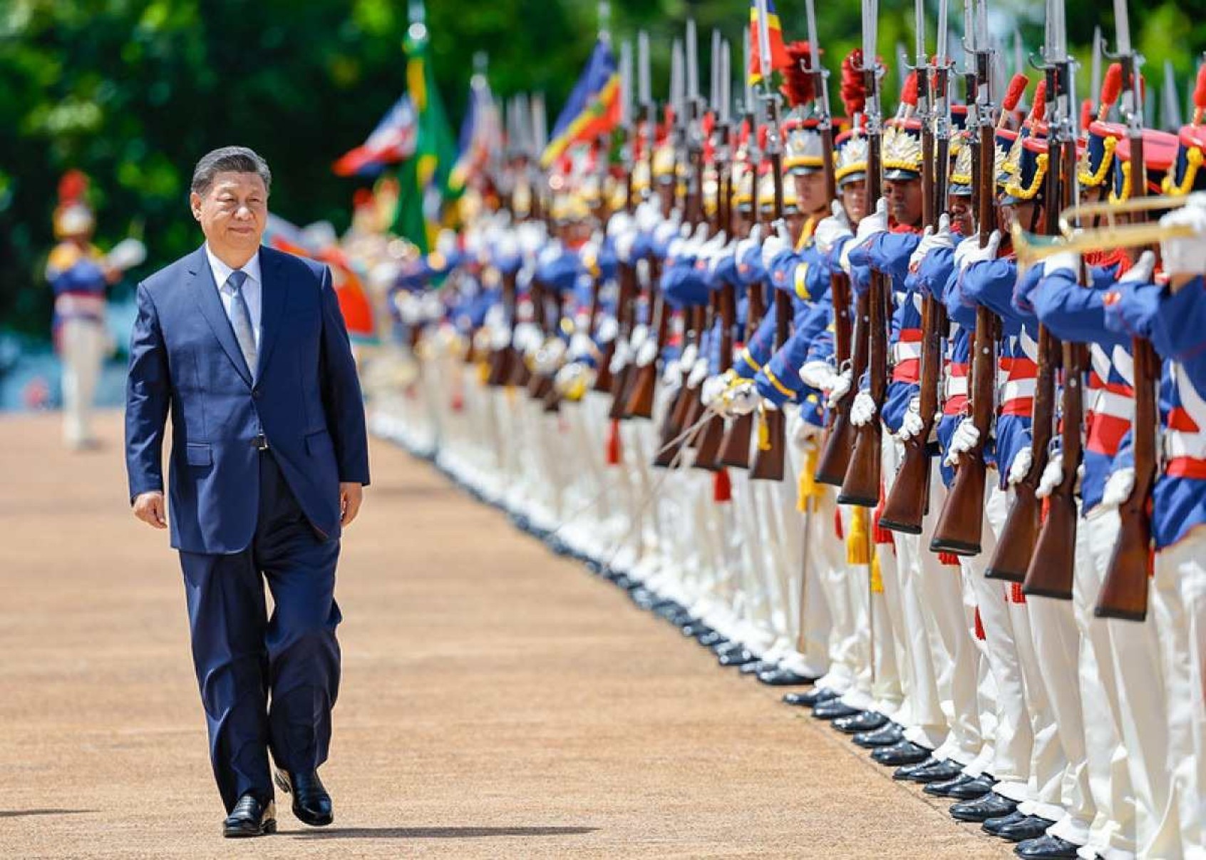 Cerimônia oficial de chegada do presidente da China, Xi Jinping, a Brasília