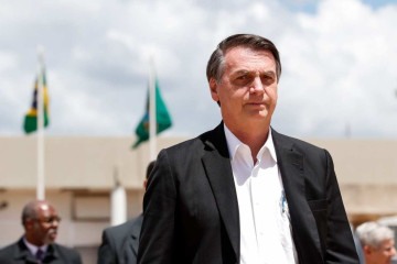 Jair Bolsonaro (foto) foi indiciado pela PF junto com outras 36 pessoas, incluindo ex-ministros, por tentativa de golpe de estado -  (crédito: Alan Santos/PR)