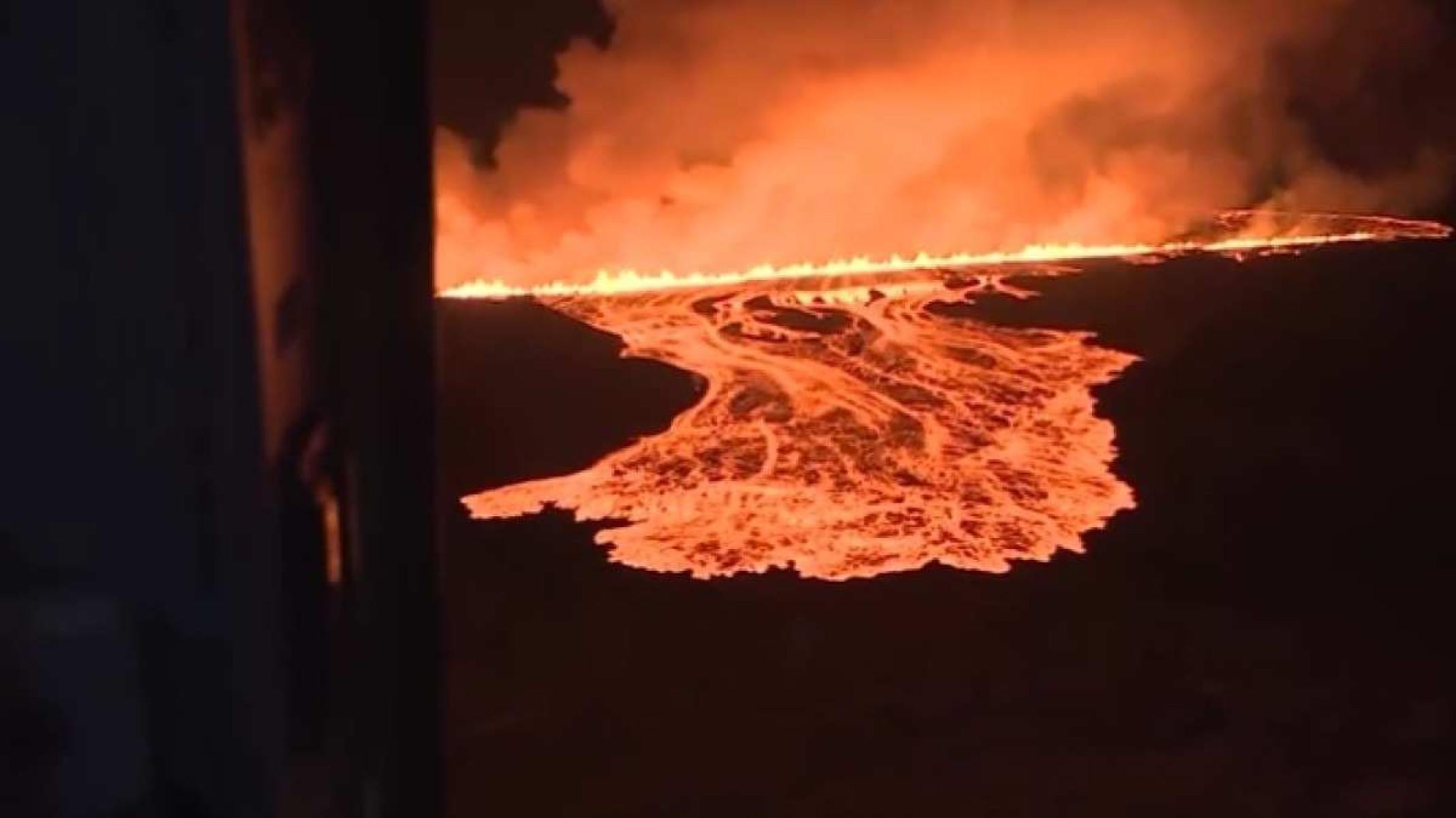 Vulcão na Islândia registra sétima erupção em um ano; veja vídeo