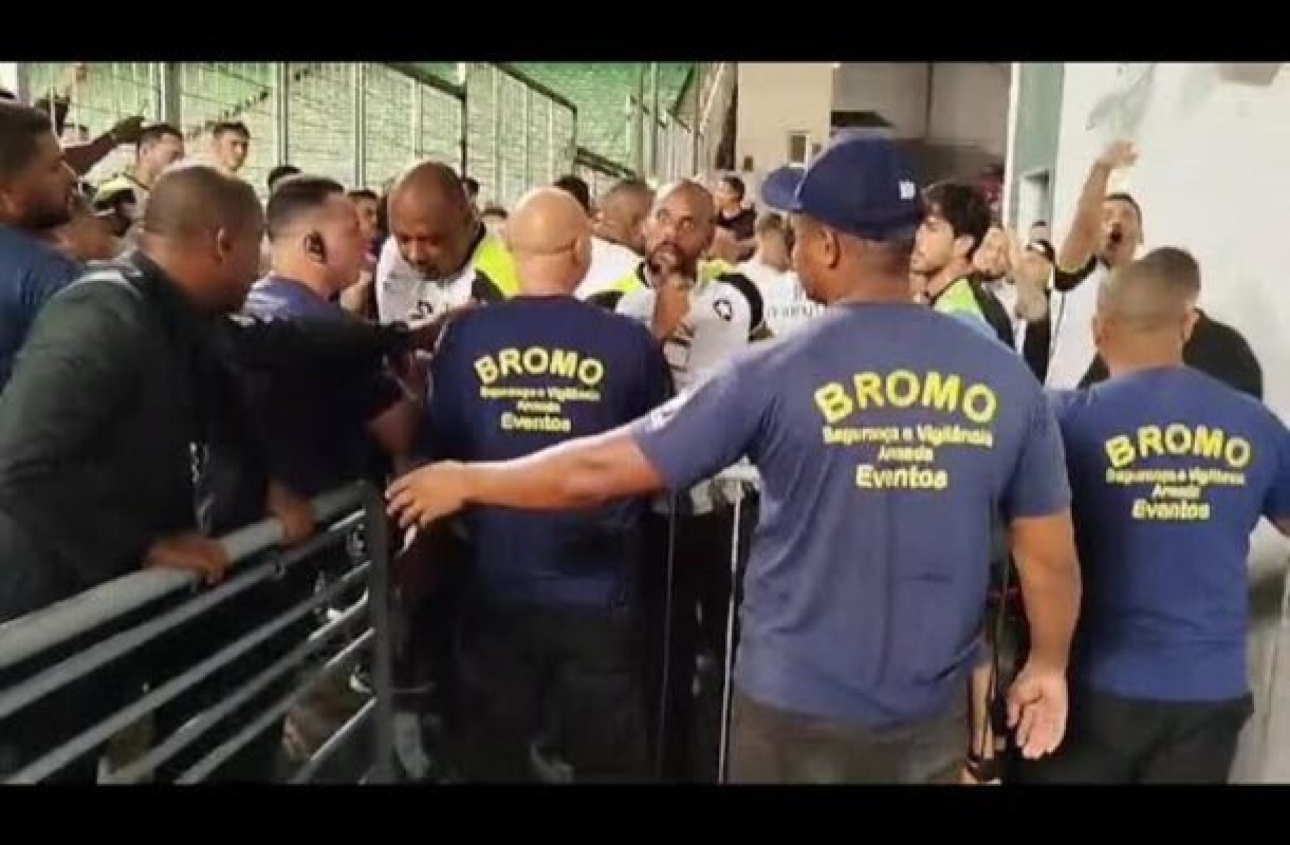 Confusão generalizada após Atlético 0x0 Botafogo -  (crédito: Foto: Reprodução)