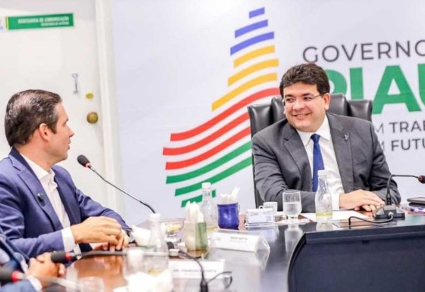 Deputado (E) se reuniu com o governador Fonteles. Petista reforçou mais a candidatura do apadrinhado de Lira -  (crédito: Instagram/Rafael Fonteles)