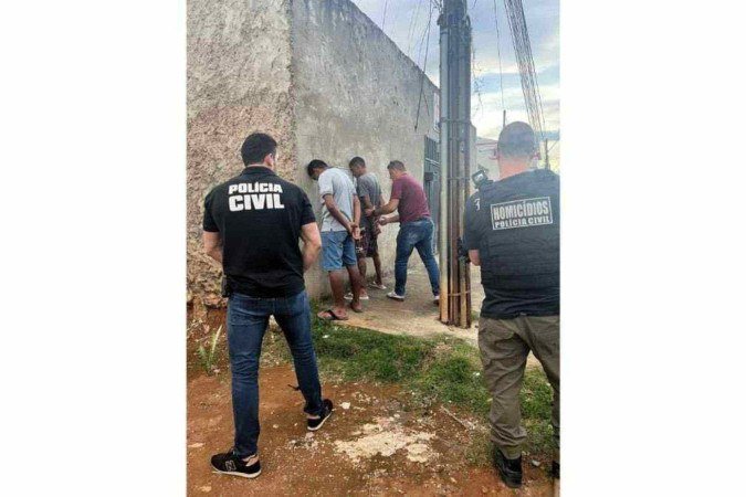 Dois dos três envolvidos foram presos - (crédito: PCGO/Divulgação) Dois dos três envolvidos foram presos - (crédito: PCGO/Divulgação)