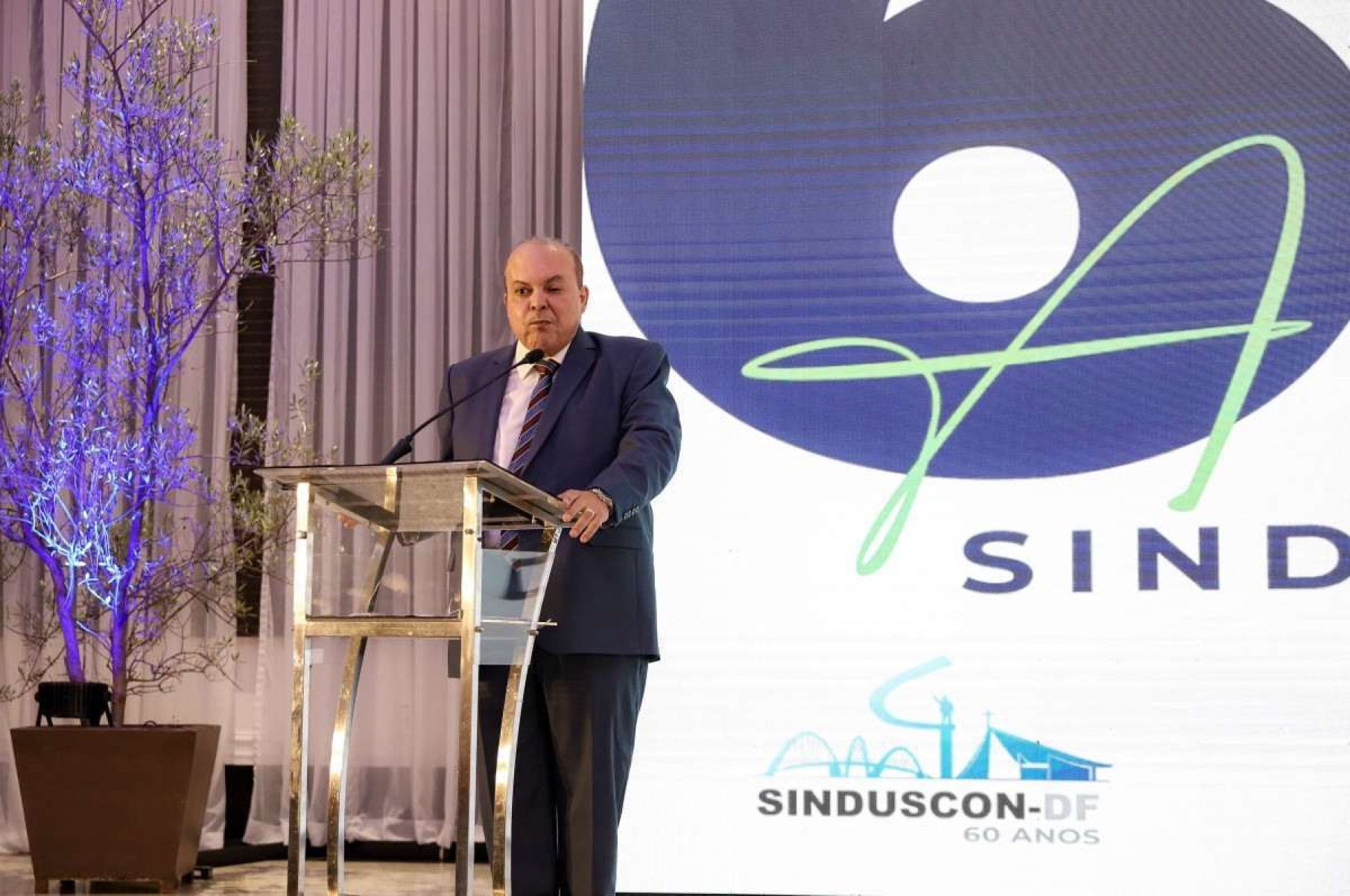 Ibaneis anuncia redução do ITBI no DF durante encontro com empresários