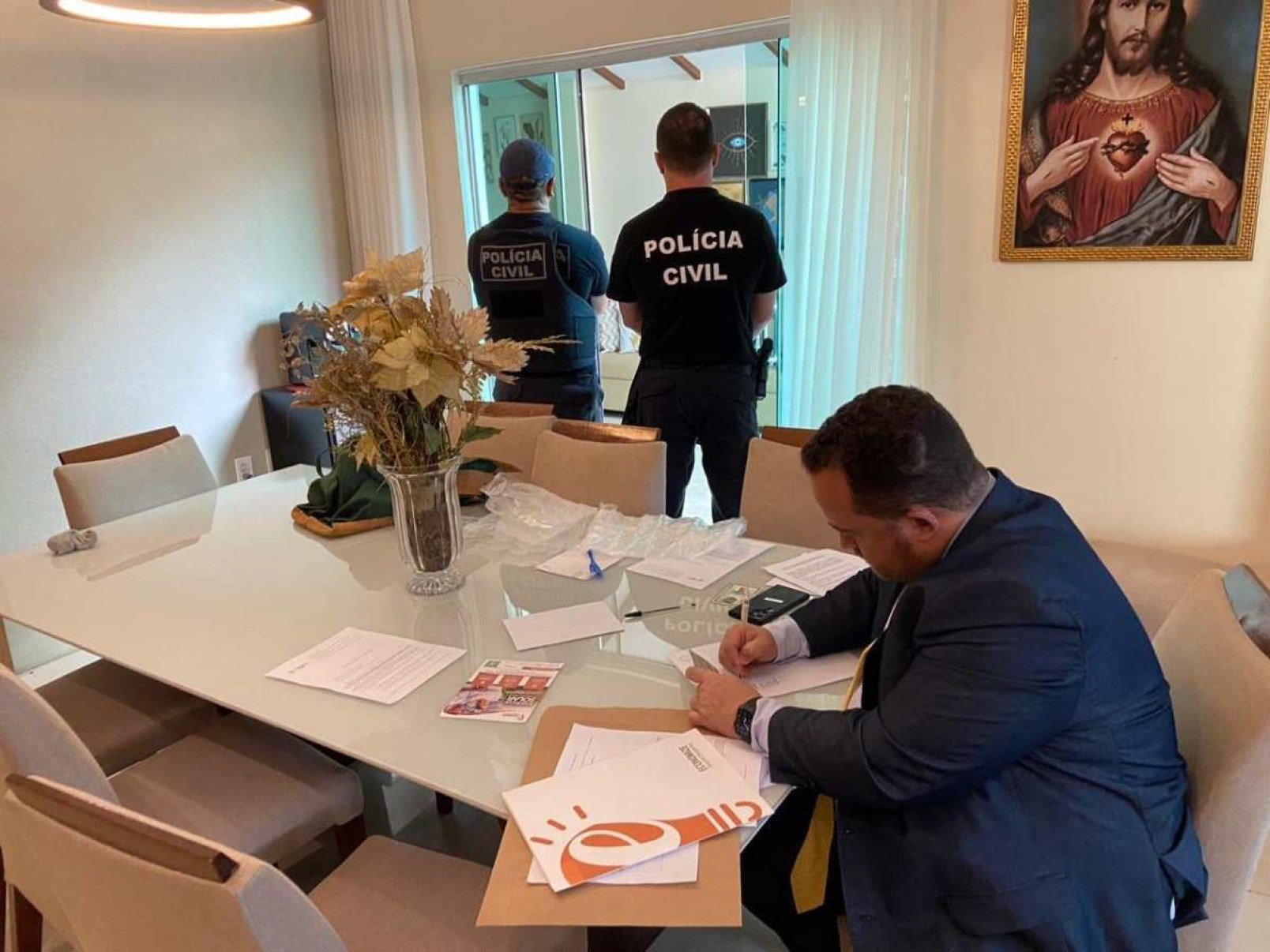 Polícia investiga corrupção envolvendo servidor da Receita do DF