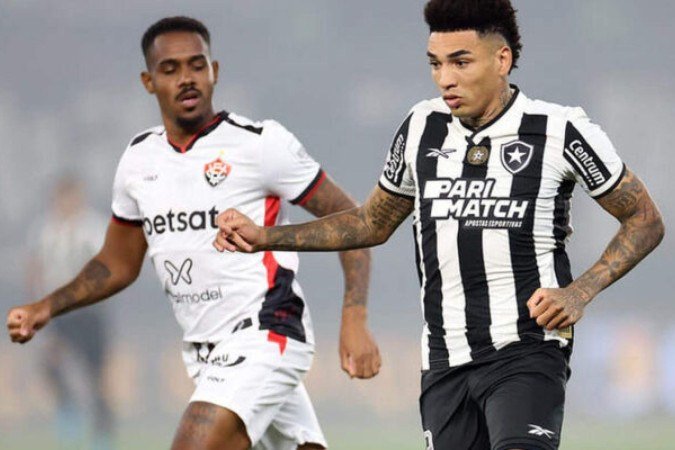 Botafogo e Vitória pela 35° rodada do Campeonato Brasileiro - (crédito: Vitor Silva/Botafogo) Botafogo e Vitória pela 35° rodada do Campeonato Brasileiro - (crédito: Vitor Silva/Botafogo)
