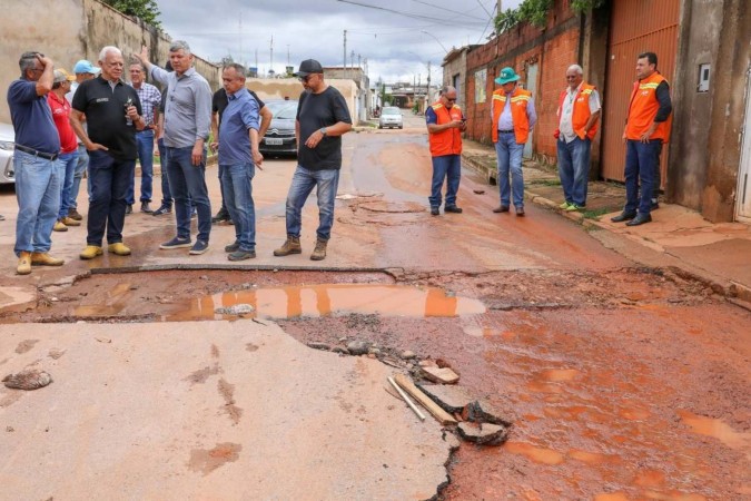 Força tarefa é criada para mapear áreas do Sol Nascente após chuvas -  (crédito: Paulo H. Carvalho/Agência Brasília)