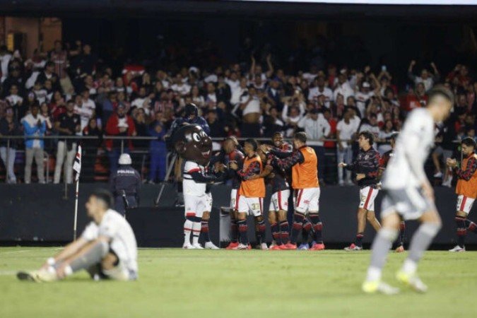 São Paulo conseguiu se garantir na Libertadores de 2025 -  (crédito: Foto: Rubens Chiri e Paulo Pinto/Saopaulofc.net)