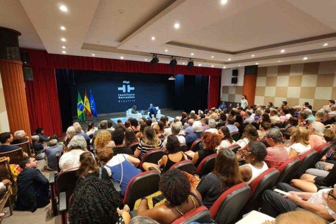 O instituto receberá profissionais de diferentes nacionalidades para promover o gênero do romance policial -  (crédito: Divulgação)