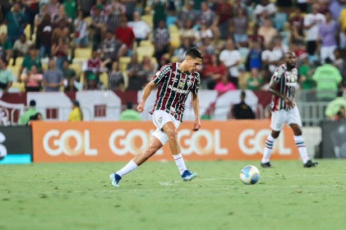BERNAL - Tentou ajudar nas transições de jogadas, mas não conseguiu se destacar. Na segunda etapa foi substituído por Serna. NOTA 5,0 - Foto: MARINA GARCIA / FLUMINENSE F.C.