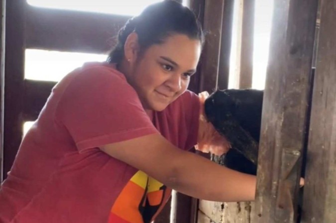 Giovana Oliveira, de 18 anos, enxerga seu futuro no agro. A jovem mineira está cursando Medicina Veterinária em Vitória da Conquista, na Bahia -  (crédito: Acervo pessoal )