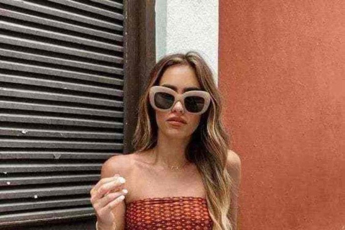 Peça super versátil, 
o lenço pode virar um top 