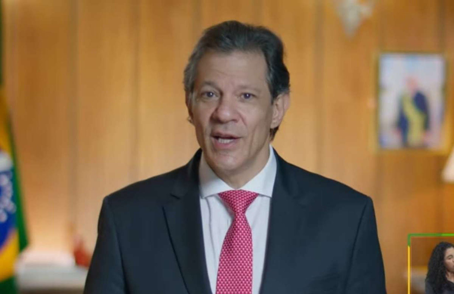Haddad anuncia corte de R$ 70 bi e deixa para hoje os detalhes do pacote 