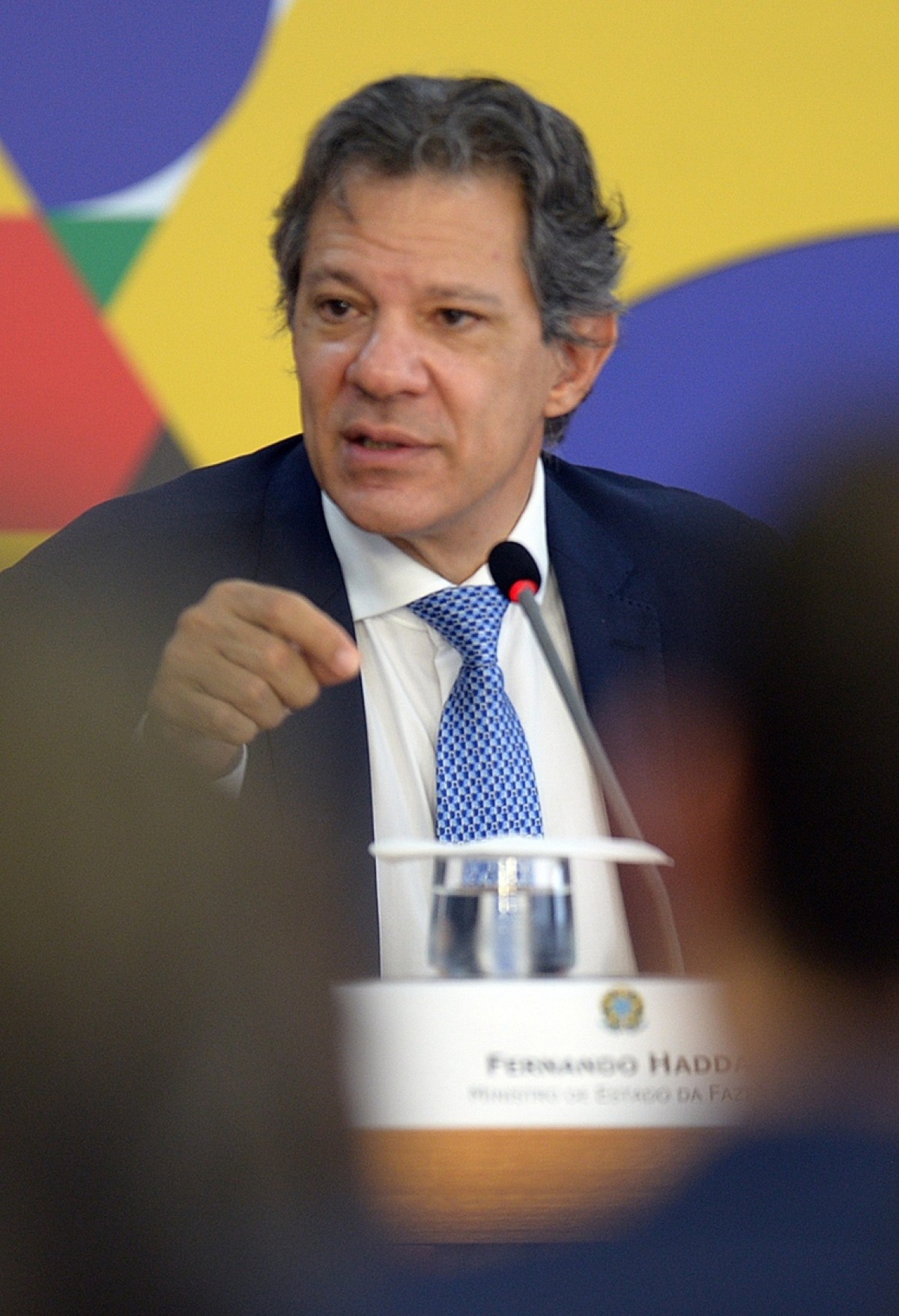 Haddad reforça compromisso fiscal enquanto mercado cobra clareza