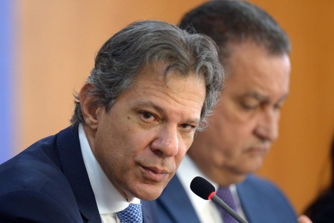 De acordo com Haddad, a previsão do governo federal é que o FCDC tenha a mesma cláusula de reajuste do Fundo do Desenvolvimento Regional de outros estados -  (crédito:  Ed Alves/CB/DA.Press)