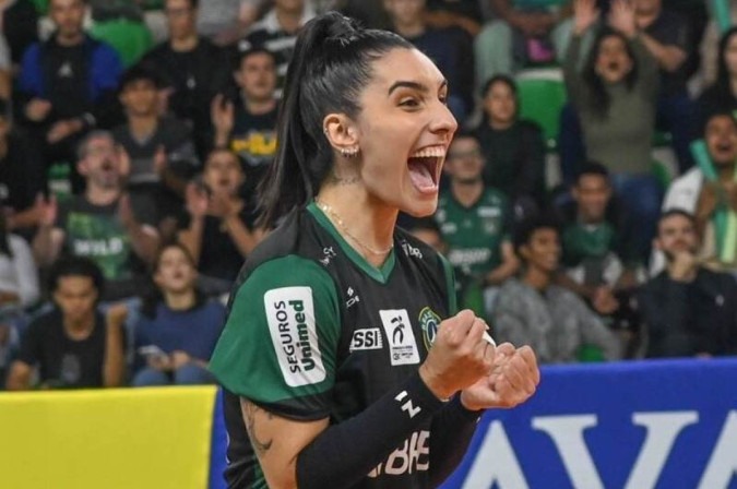 Ana Medina é segunda colocada em aces na temporada, com nove, e lidera o ranking de eficiência: 48,2% na temporada -  (crédito:  Rogério Guerreiro/Brasília Vôlei)