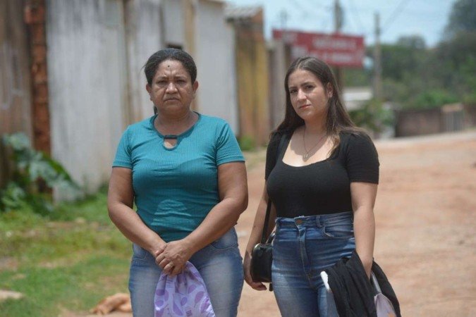  Vera Figueiredo e Aline Nascimento reclamaram da falta de paradas