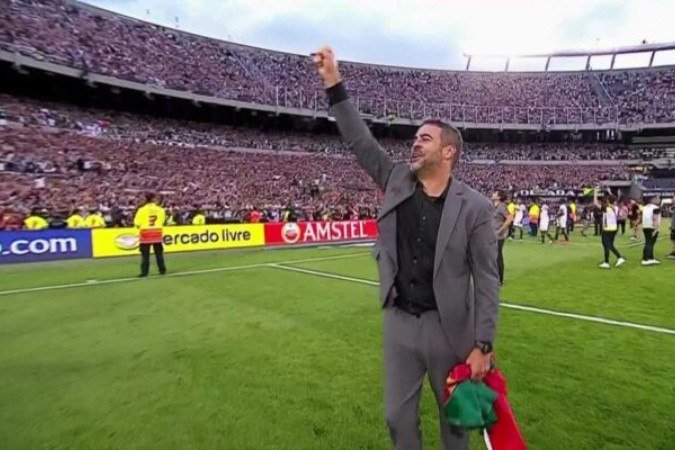 Artur Jorge comemora título do Botafogo -  (crédito: Foto: Reprodução de TV)
