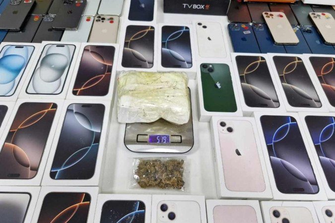 Prisões ocorreram na madrugada deste sábado (30) - (crédito: Divulgação/PCDF) Prisões ocorreram na madrugada deste sábado (30) - (crédito: Divulgação/PCDF)
