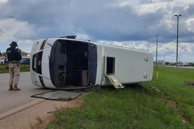  01/12/2024 Crédito: Carlos Silva/CB/D.A Press. Brasil. Brasília - DF -  Acidente na BR-070 deixa oito feridos.